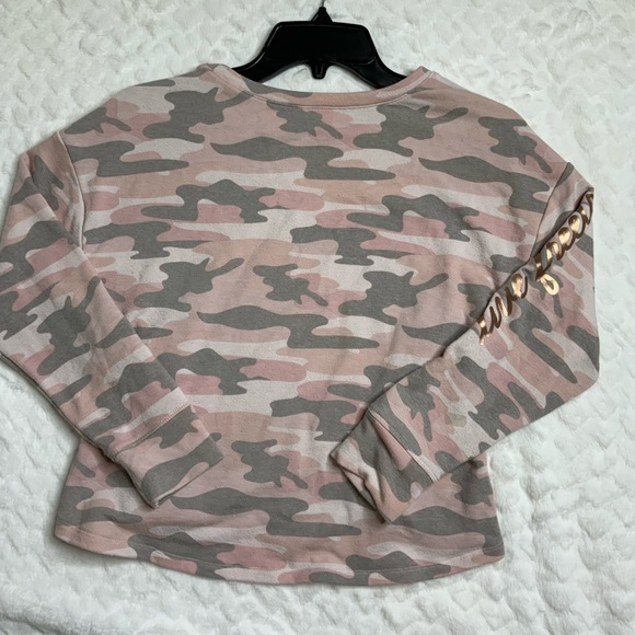 Camouflage Justice Active Cropped Crew Neck Sweater - Picture 6 of 6